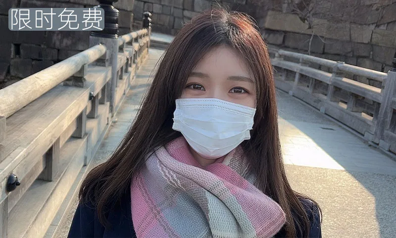 初次拍摄，美丽而纯洁的转校女生